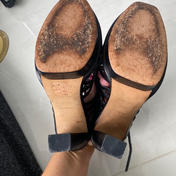 Balenciaga platform heels with ankle wrap - Picture 6 of 7